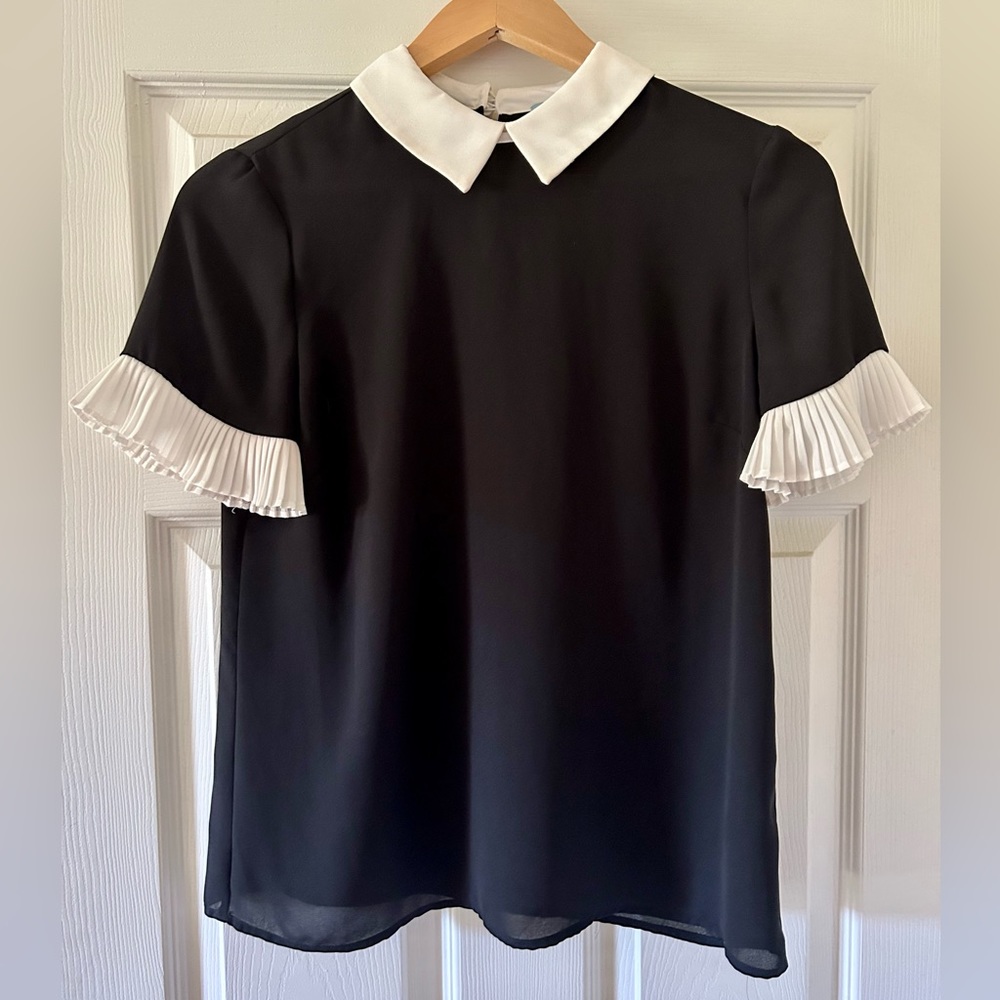 CeCe Black and White Blouse